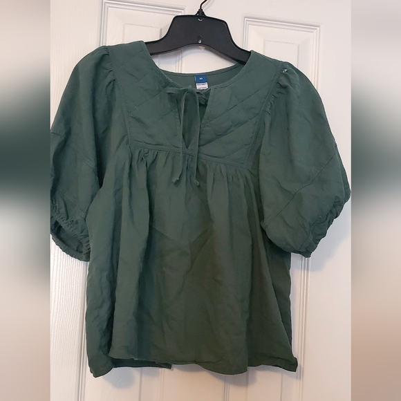 Old Navy Tops - Old Navy Forest Green Women's Blouse